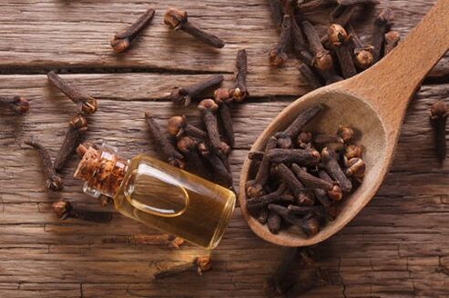 cloves to cleanse the body of parasites